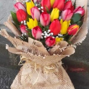 Букет лалета чар